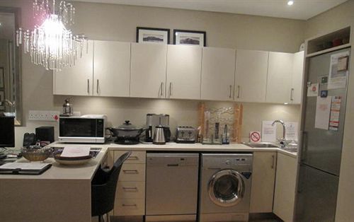 Navona Constantia Guest Cottage เคปทาวน์ ภายนอก รูปภาพ